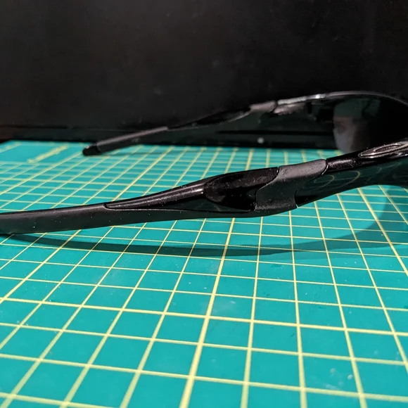 Oakley Black Sunglasses - Picture 4 of 8